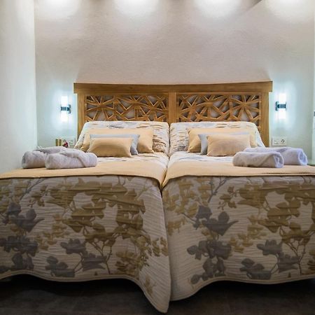 Apartamentos Turisticos El Altozano Fuentes de León Zewnętrze zdjęcie