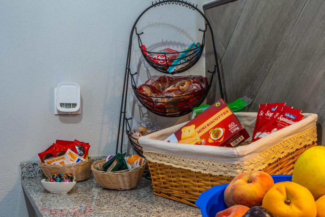 Apartamentos Turisticos El Altozano Fuentes de León Zewnętrze zdjęcie