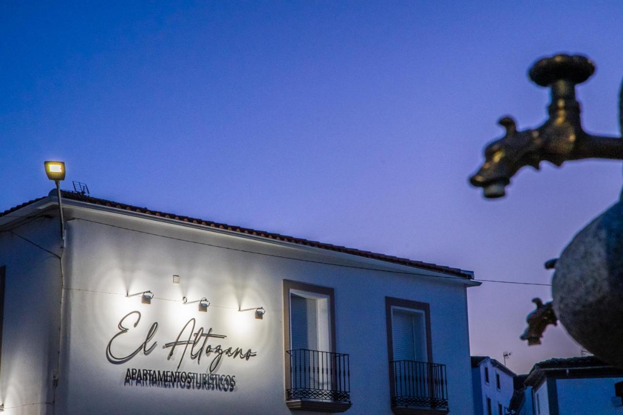 Apartamentos Turisticos El Altozano Fuentes de León Zewnętrze zdjęcie