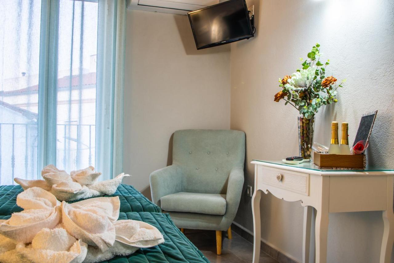Apartamentos Turisticos El Altozano Fuentes de León Zewnętrze zdjęcie